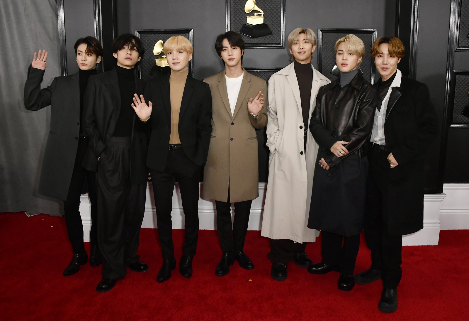 Grammy 2020: BTS, de Bottega Veneta.